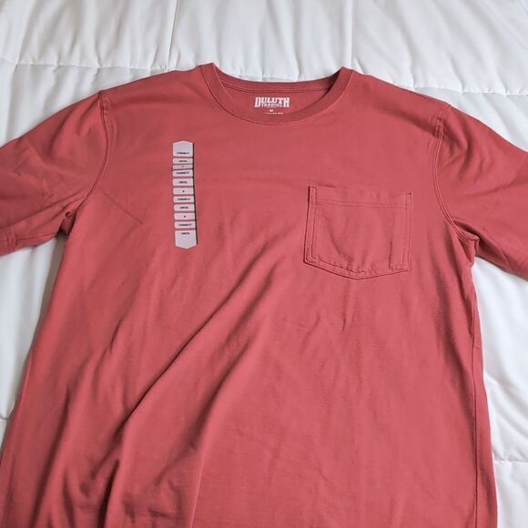 Duluth Men's Medium Standard Fit Long Tail Short Sleeve Tee Shirt in Rust, NEW - Picture 5 of 8